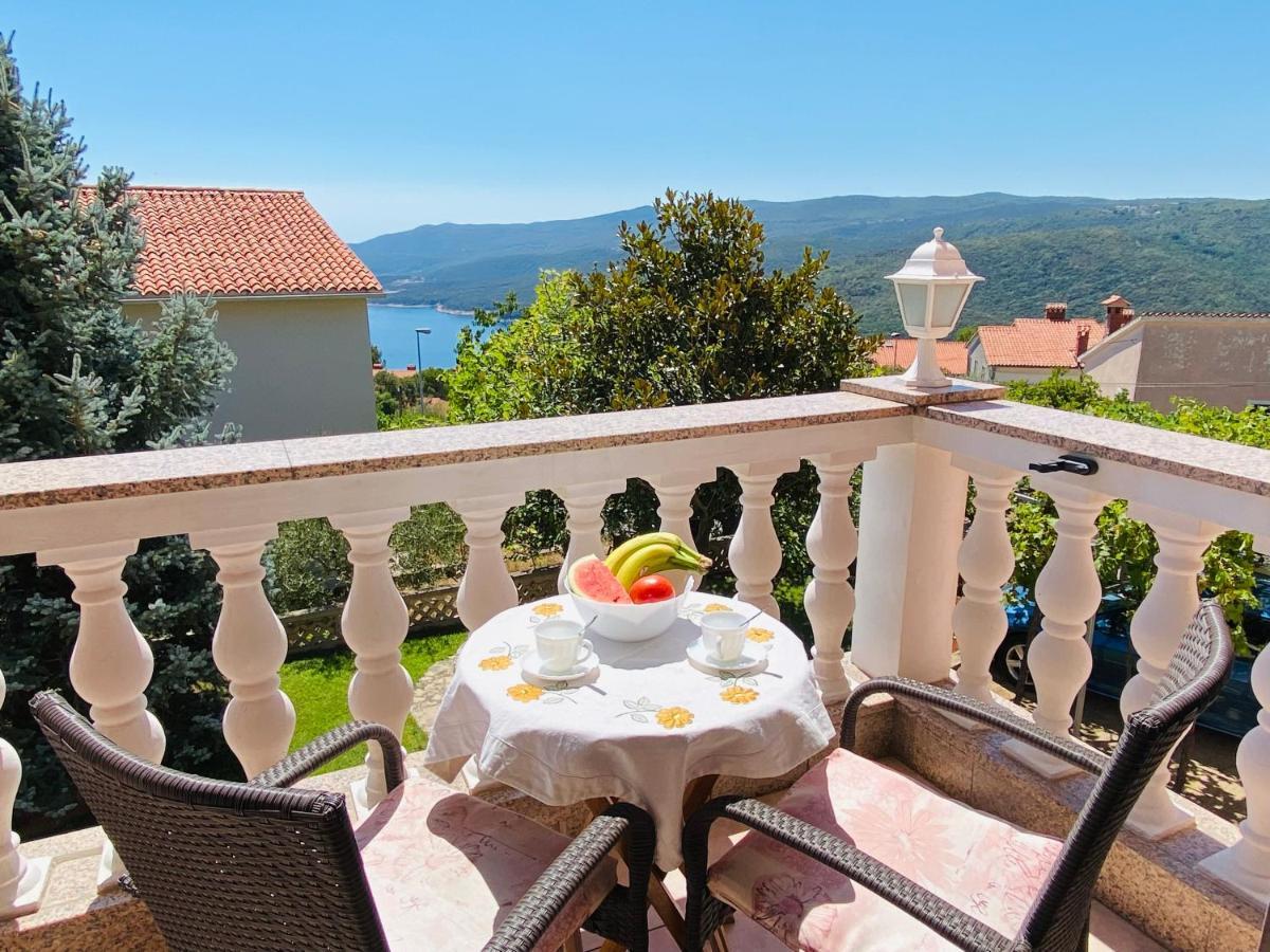 Appartement House Rose à Rabac Extérieur photo
